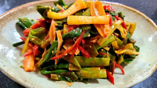 蒜蓉炒時令蔬菜